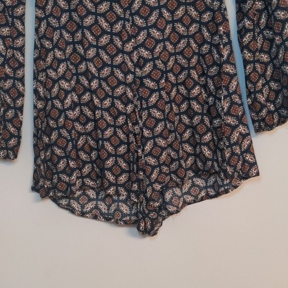 WYLDR Revolve Brand Geometric Long Sleeve‎ V Neck Romper Playsuit Extra Small - Picture 4 of 15